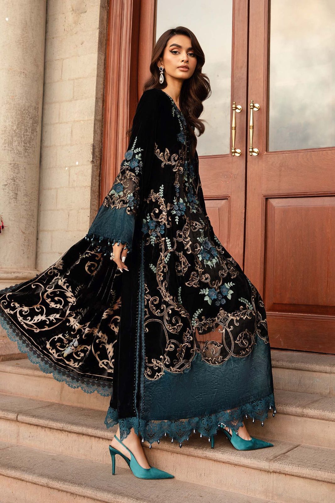 3 Piece Unstitched Embroidered Lawn Suit