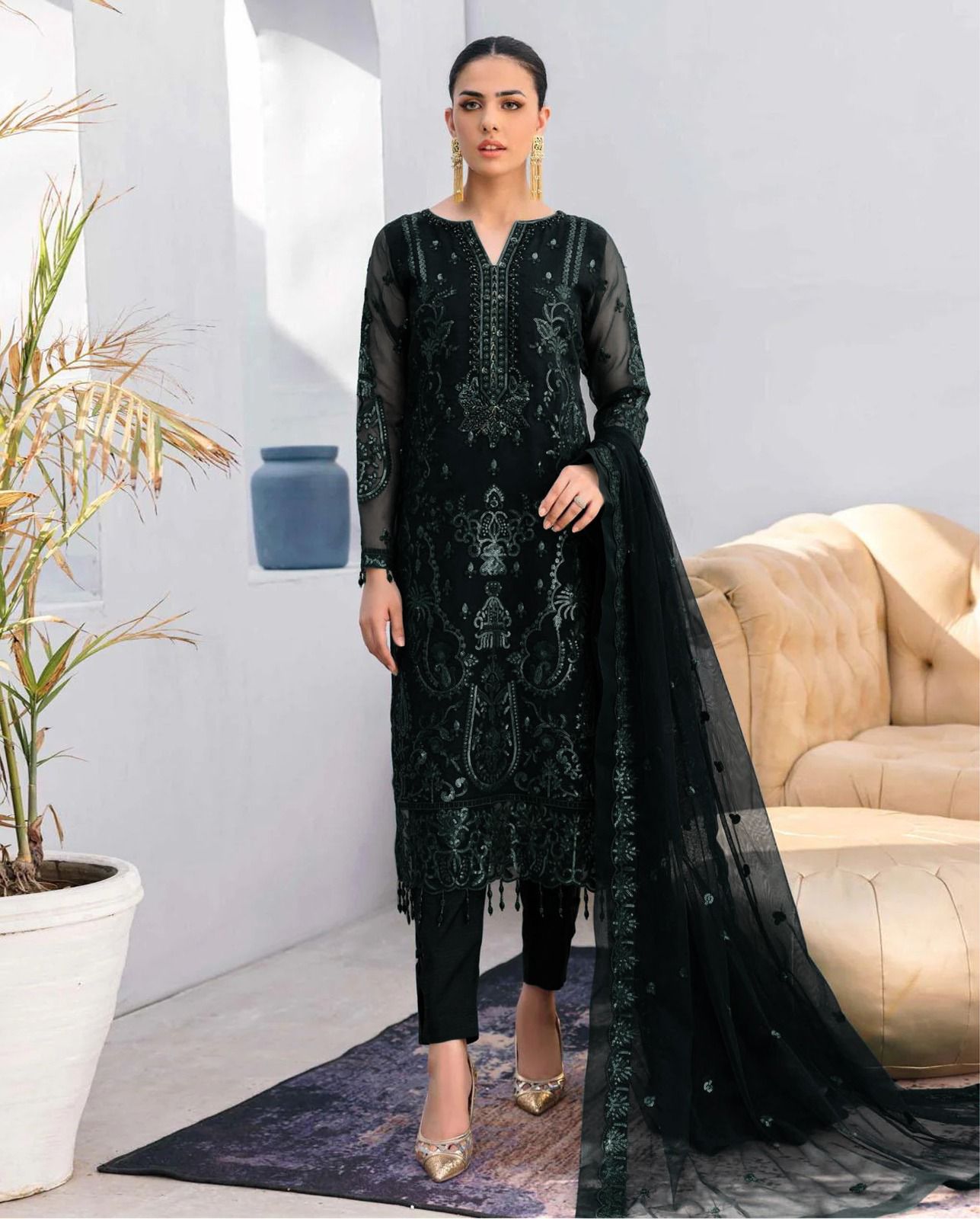 EMAAN ADEEL-UNSTITCHED 3PIECE EMBROIDERED SUIT